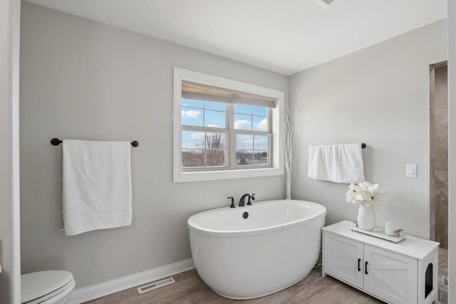 2820 Bluebird Drive, Portage, WI 53901