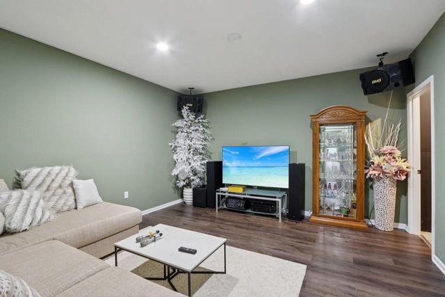 2820 Bluebird Drive, Portage, WI 53901