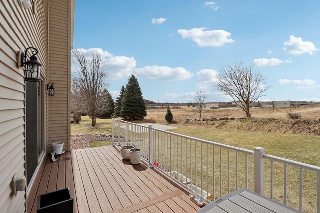 2820 Bluebird Drive, Portage, WI 53901