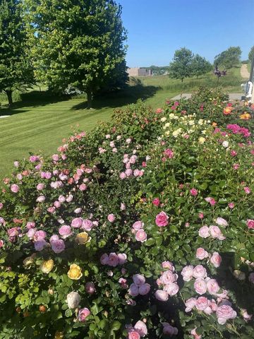 2820 Bluebird Drive, Portage, WI 53901