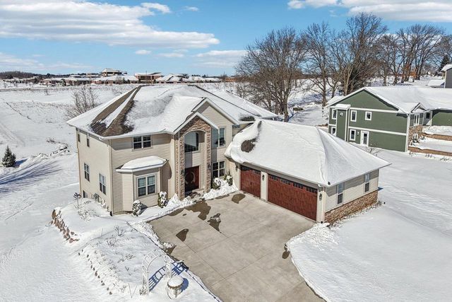 2820 Bluebird Drive, Portage, WI 53901