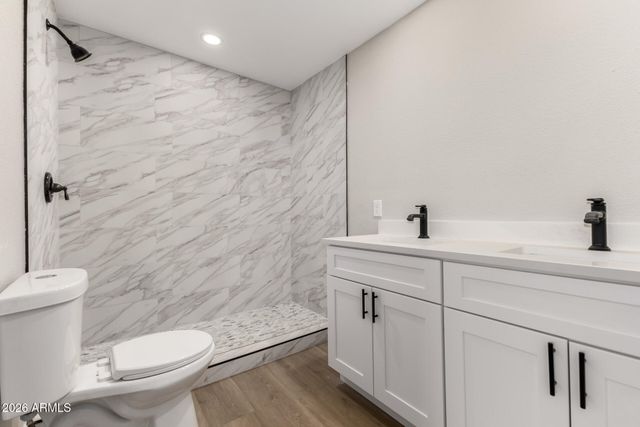 8733 W TURNEY Avenue, Phoenix, AZ 85037