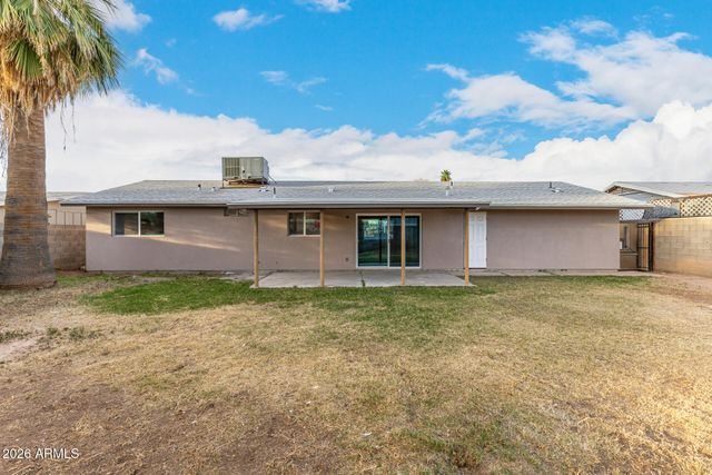 8733 W TURNEY Avenue, Phoenix, AZ 85037