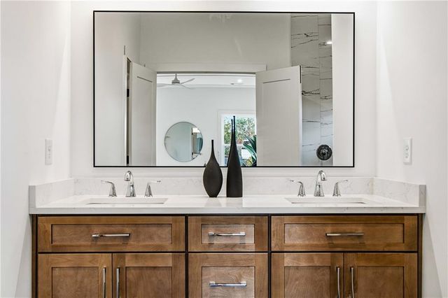 1180 Warfield NW Street, Atlanta, GA 30318