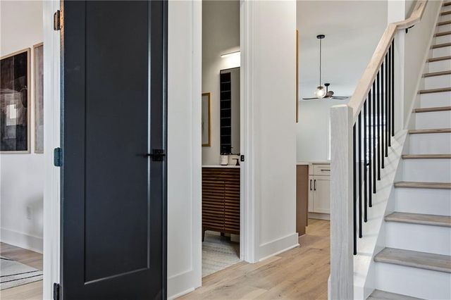 1180 Warfield NW Street, Atlanta, GA 30318