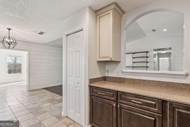195 Windsor Circle, Woodbine, GA 31569