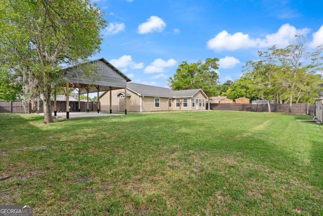 195 Windsor Circle, Woodbine, GA 31569