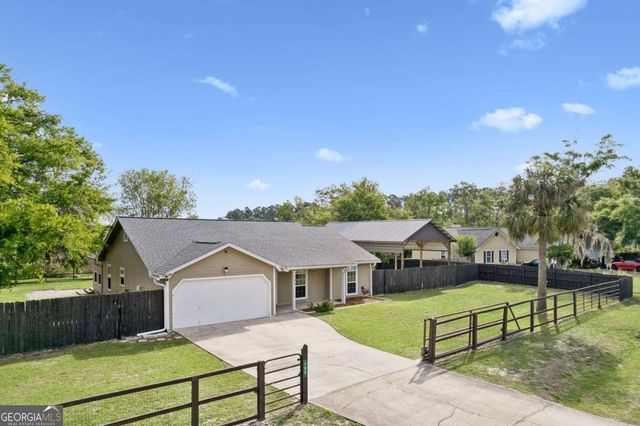 195 Windsor Circle, Woodbine, GA 31569