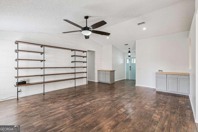 195 Windsor Circle, Woodbine, GA 31569