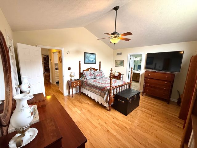 387 Colony Drive, Versailles, KY 40383