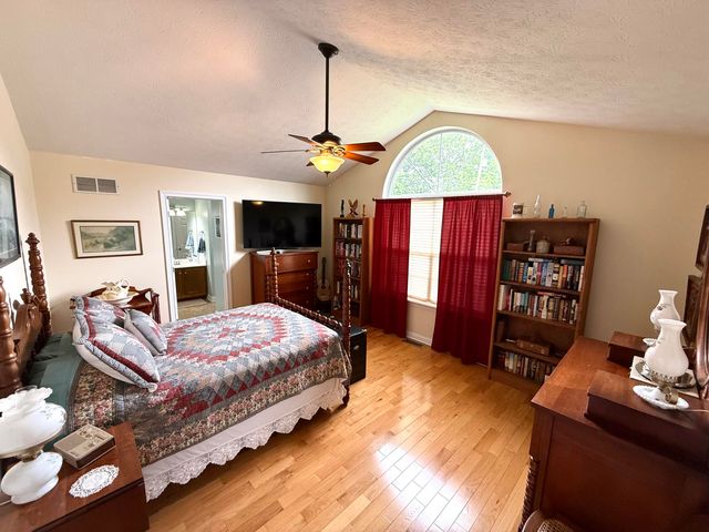 387 Colony Drive, Versailles, KY 40383