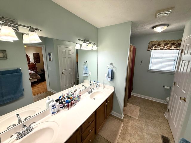 387 Colony Drive, Versailles, KY 40383