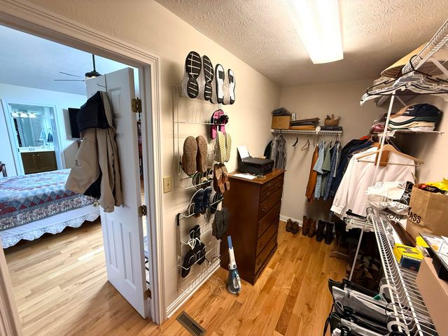 387 Colony Drive, Versailles, KY 40383
