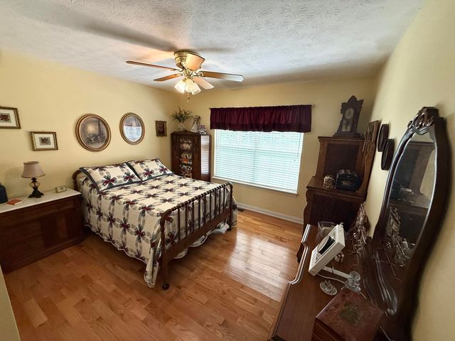387 Colony Drive, Versailles, KY 40383