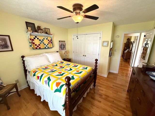 387 Colony Drive, Versailles, KY 40383