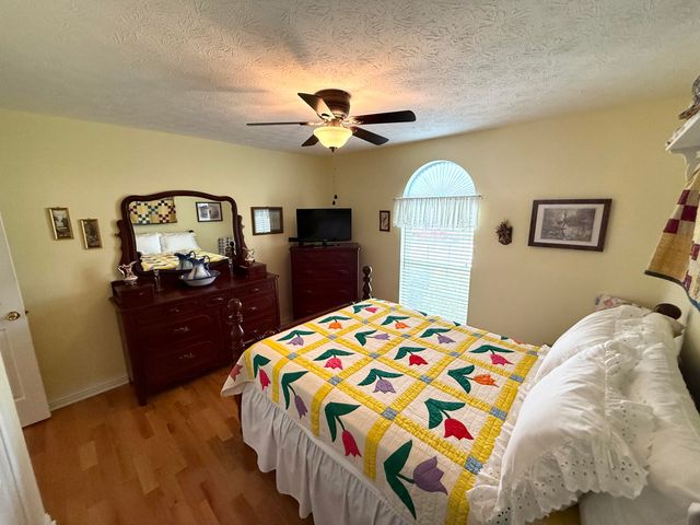 387 Colony Drive, Versailles, KY 40383