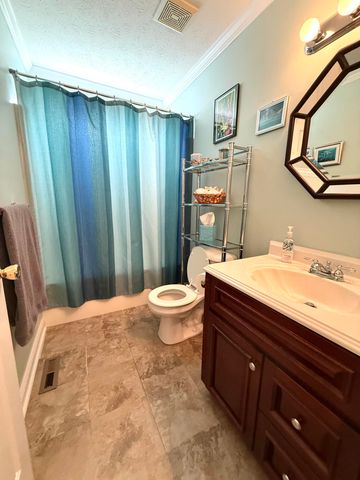 387 Colony Drive, Versailles, KY 40383