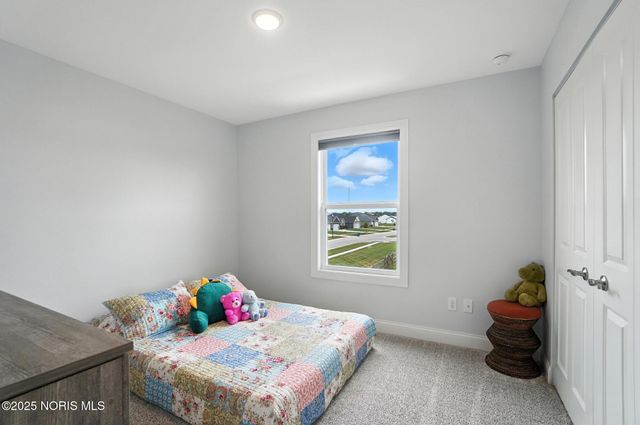 1355 Roberts Circle, Waterville, OH 43566