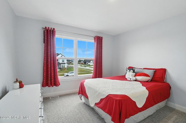 1355 Roberts Circle, Waterville, OH 43566