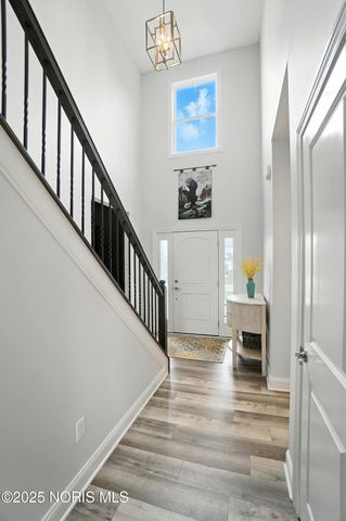 1355 Roberts Circle, Waterville, OH 43566