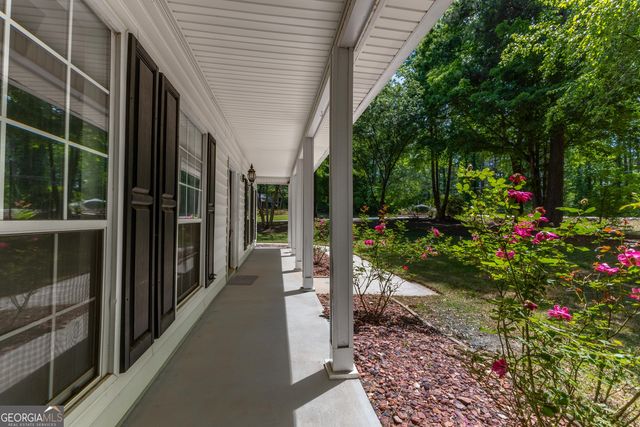 115 Saint Andrews Walk, Sharpsburg, GA 30277