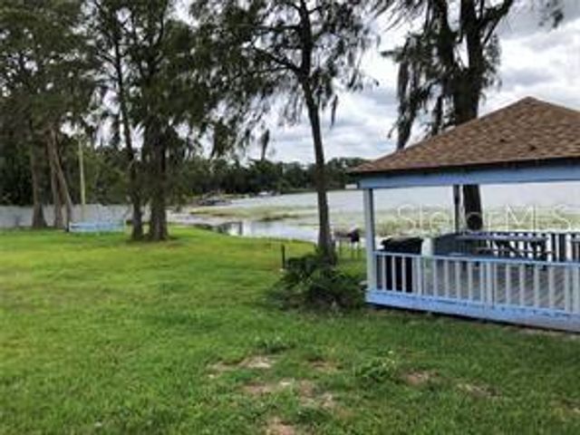 915 W OAK RIDGE ROAD B, Orlando, FL 32809