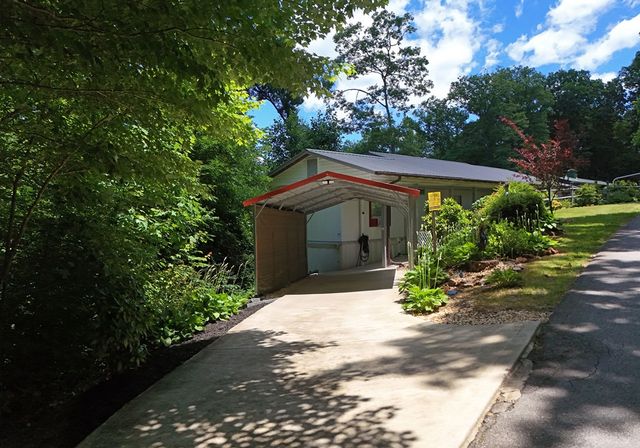 1066 Konahetah Road, Hiawassee, GA 30546