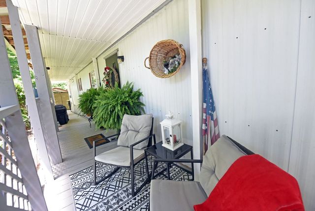 1066 Konahetah Road, Hiawassee, GA 30546