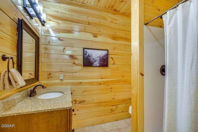 2178 Bear Haven Way, Sevierville, TN 37876