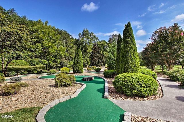 2178 Bear Haven Way, Sevierville, TN 37876