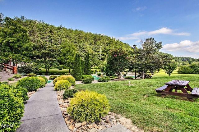 2178 Bear Haven Way, Sevierville, TN 37876
