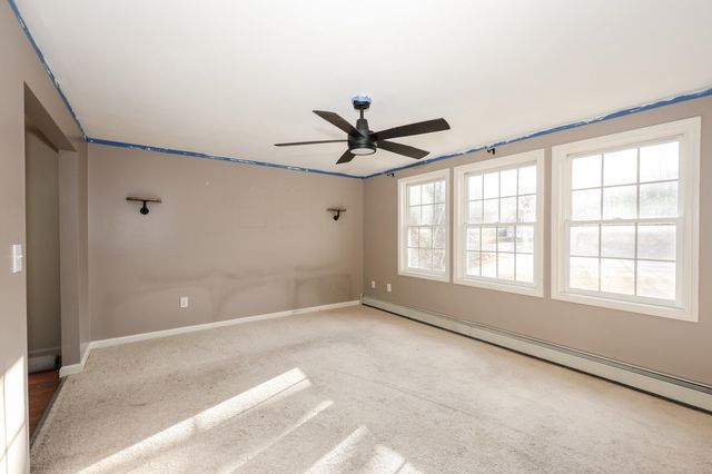 57 Lyndsey Lane, Weare, NH 03281