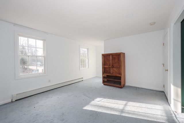 57 Lyndsey Lane, Weare, NH 03281