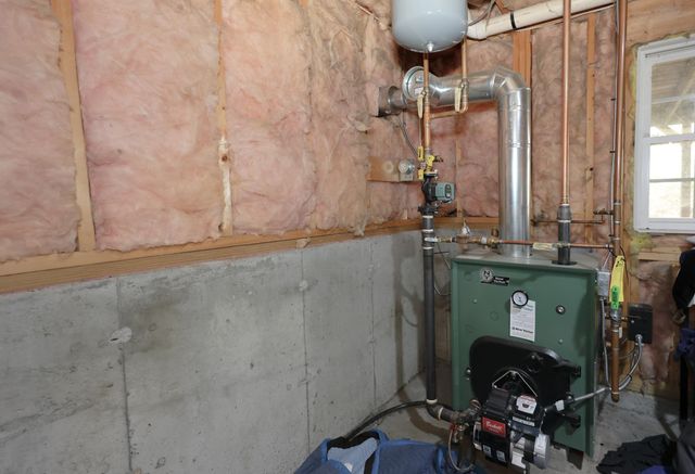 57 Lyndsey Lane, Weare, NH 03281