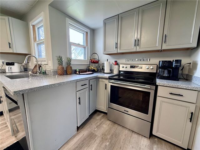8702 S Dayton Greenville Pike, Clay Twp, OH 45309