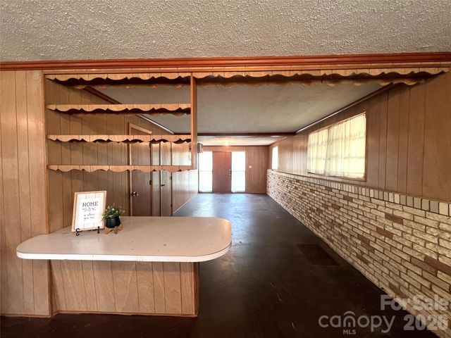 1004 Hoke Street, Kannapolis, NC 28081