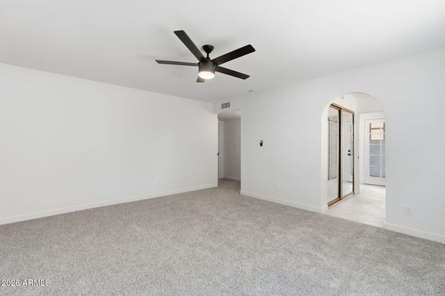 4017 E DAHLIA Drive, Phoenix, AZ 85032