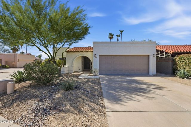 4017 E DAHLIA Drive, Phoenix, AZ 85032