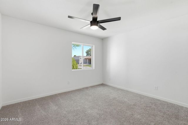 4017 E DAHLIA Drive, Phoenix, AZ 85032