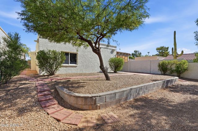 4017 E DAHLIA Drive, Phoenix, AZ 85032