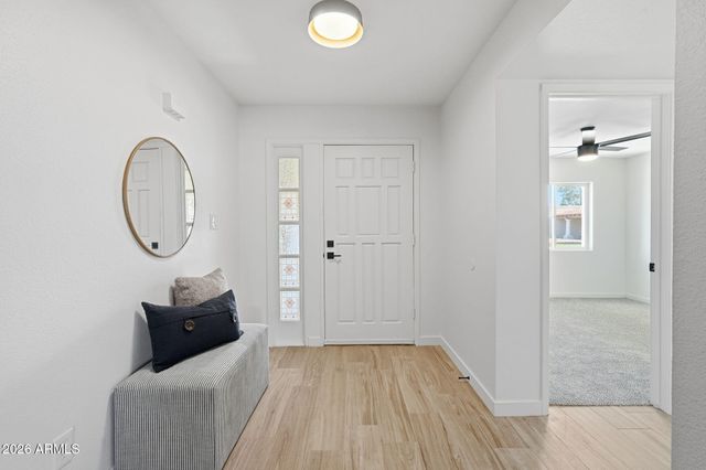 4017 E DAHLIA Drive, Phoenix, AZ 85032