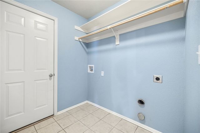 4394 W Sweetgum Lane, Fayetteville, AR 72704