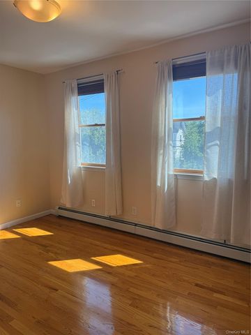 57 Prospect Street A, Babylon, NY 11702