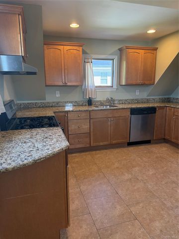57 Prospect Street A, Babylon, NY 11702