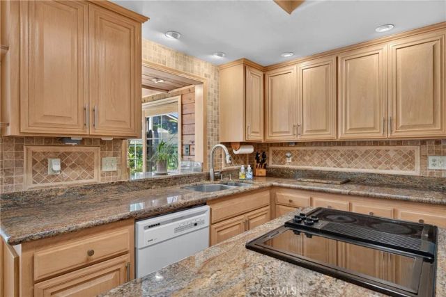 2740 Cardinal Drive, Costa Mesa, CA 92626