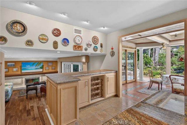 2740 Cardinal Drive, Costa Mesa, CA 92626