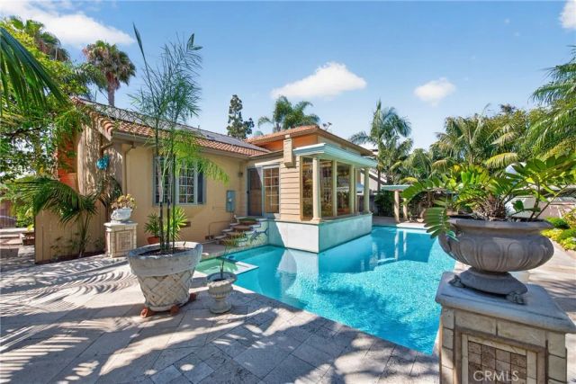 2740 Cardinal Drive, Costa Mesa, CA 92626