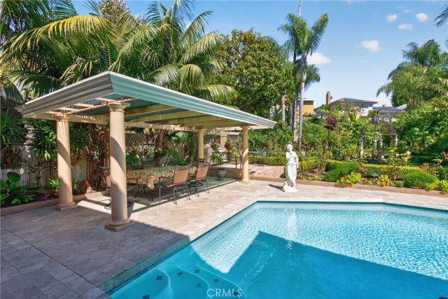 2740 Cardinal Drive, Costa Mesa, CA 92626