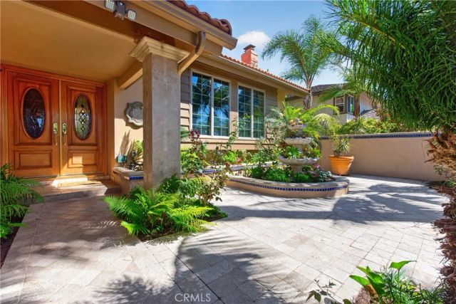 2740 Cardinal Drive, Costa Mesa, CA 92626