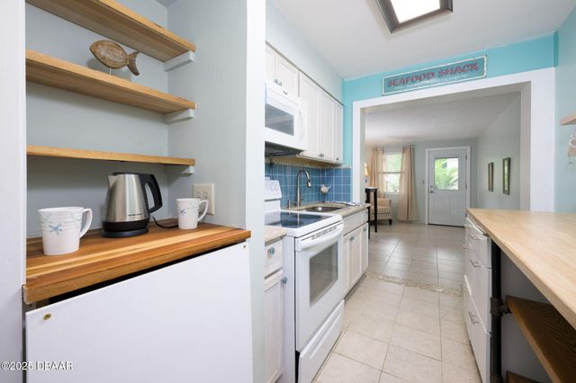 2 Cypress Circle, Ormond Beach, FL 32176